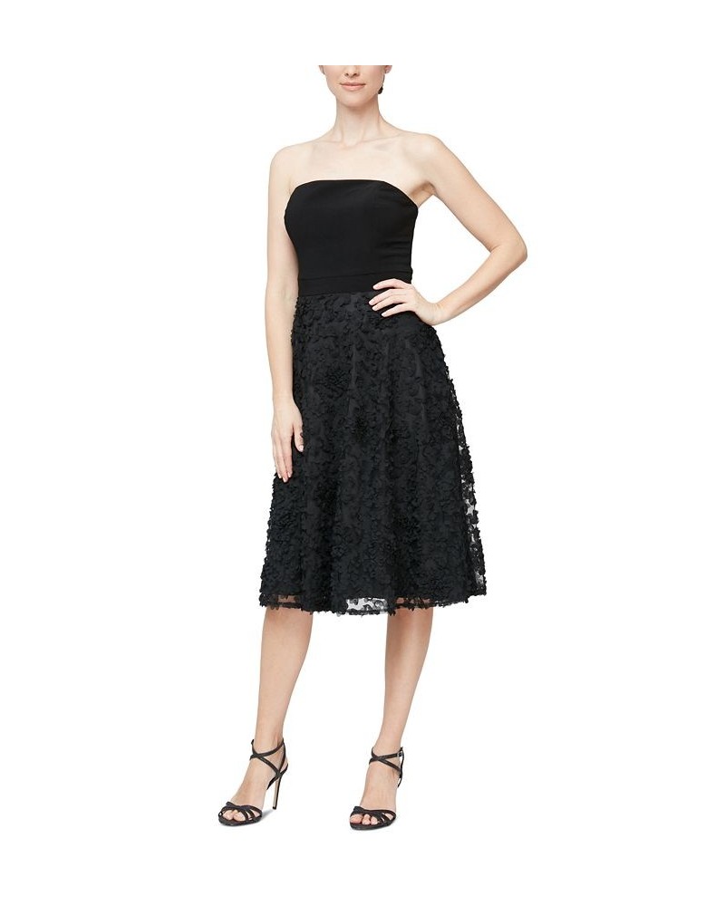 Women's Strapless Floral Applique A-Line Skirt Black $42.16 Dresses