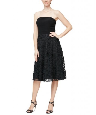 Women's Strapless Floral Applique A-Line Skirt Black $42.16 Dresses