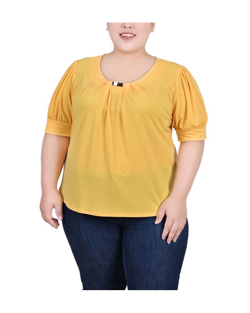 Plus Size Short Balloon Sleeve Top with Hardware Samoan Sun $11.04 Tops