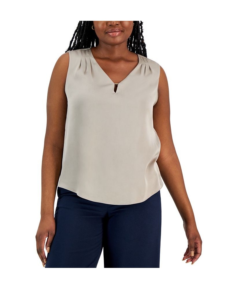 Women's Sleeveless Keyhole V-Neck Camisole Summer Straw $34.50 Tops