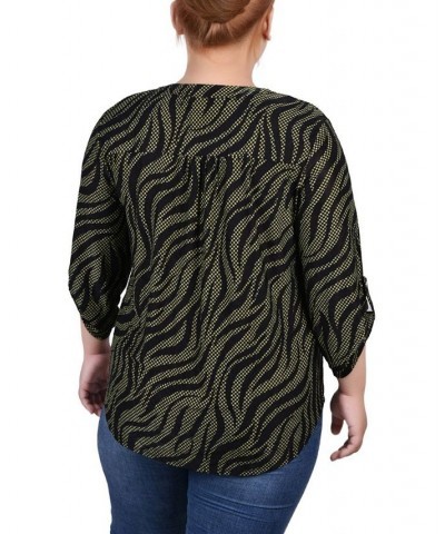 Plus Size 3/4 Roll Tab Pullover Top Black Herbal Zebra $14.31 Tops