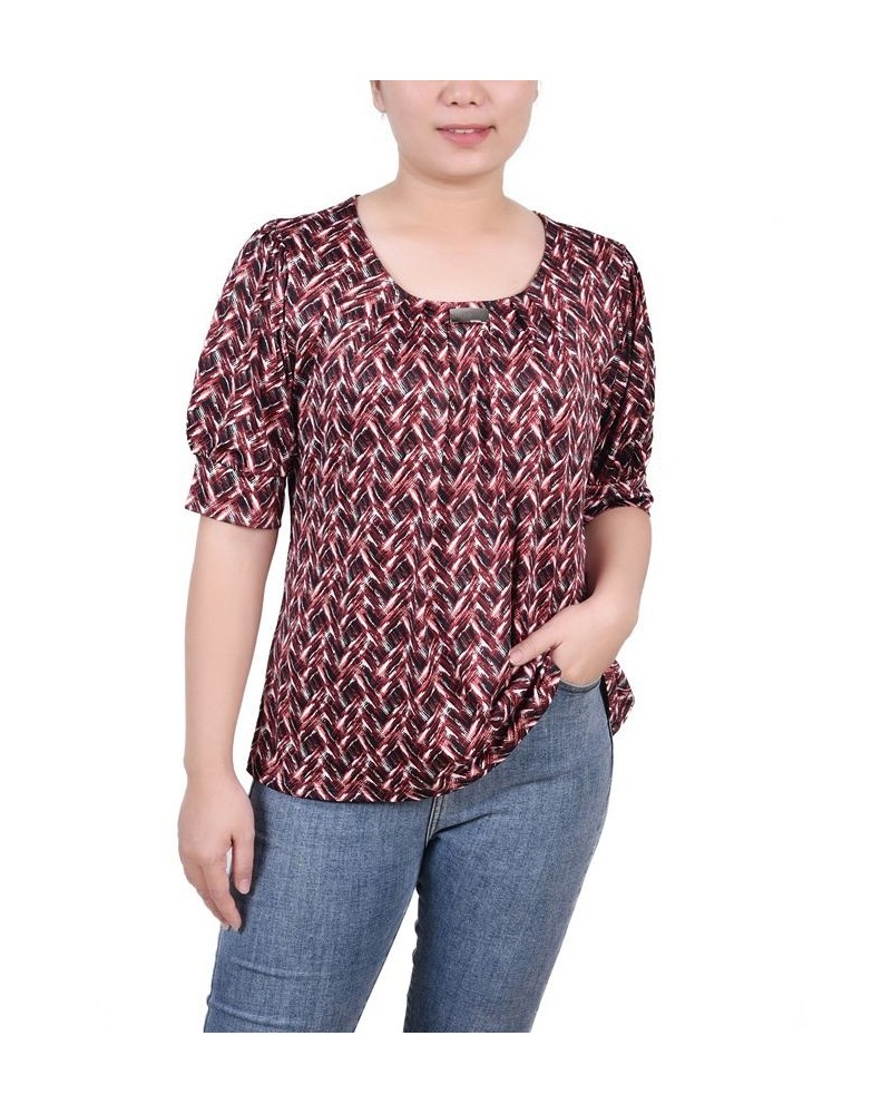 Women's Missy Short Sleeve Balloon Sleeve Top Black Wine Zigzag $17.36 Tops