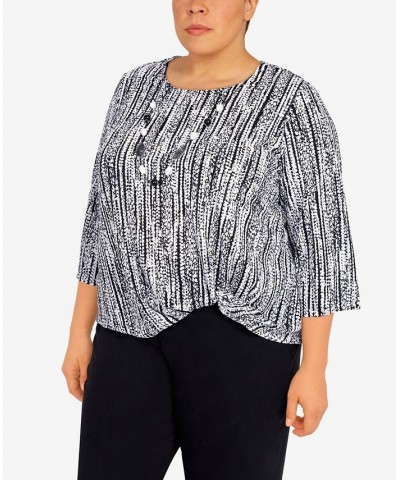 Plus Size Summer In The City Vertical Twist Hem Crew Neck Top With Necklace Onyx, White $30.87 Tops