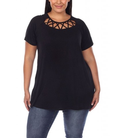 Plus Size Crisscross Cutout Short Sleeve Top Black $33.48 Tops